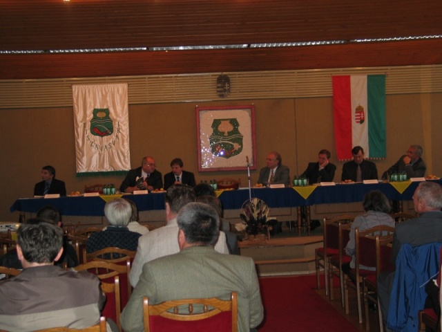 Paktum záró 2.jpg