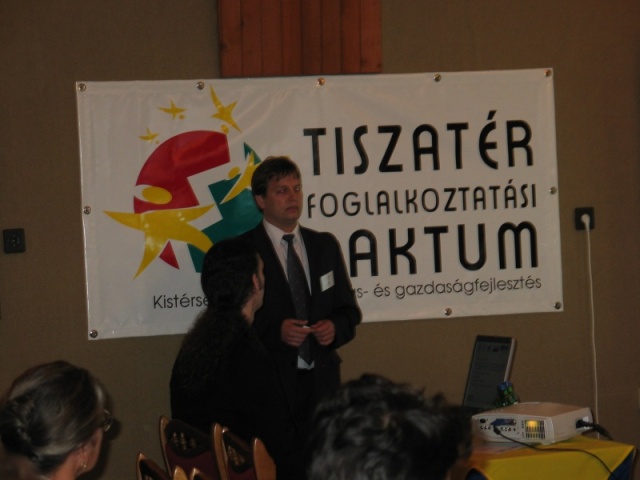 Paktum záró 4.jpg
